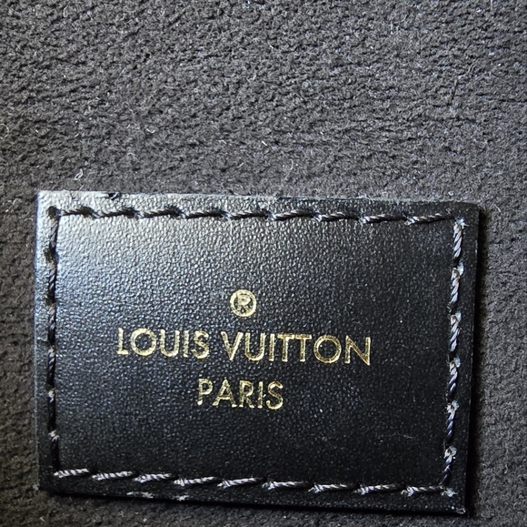 ▪︎ 💯% AUTH Louis Vuitton Reversible Pochette Metis Crossbody Bag ▪︎ - Picture 6 of 10